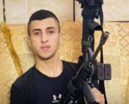 استشهاد المقاوم محمد أبو عصب متأثرًا بجروح حرجة أصيب بها لدى اقتحام قوات العدو مخيم بلاطة في نابلس الأربعاء الماضي.