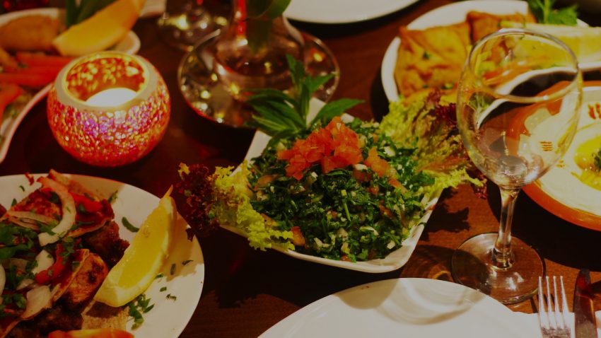 للحد من هدر الطعام.. نشر مطاعم مجانية في شوارع جنيف