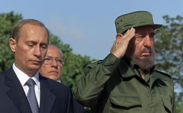 بوتين يسذكر سلفادور الليندي وتشي جيفارا، ويعتبر فيدل كاسترو مثالاً للرجال الذين تصنعهم أميركا اللاتينية